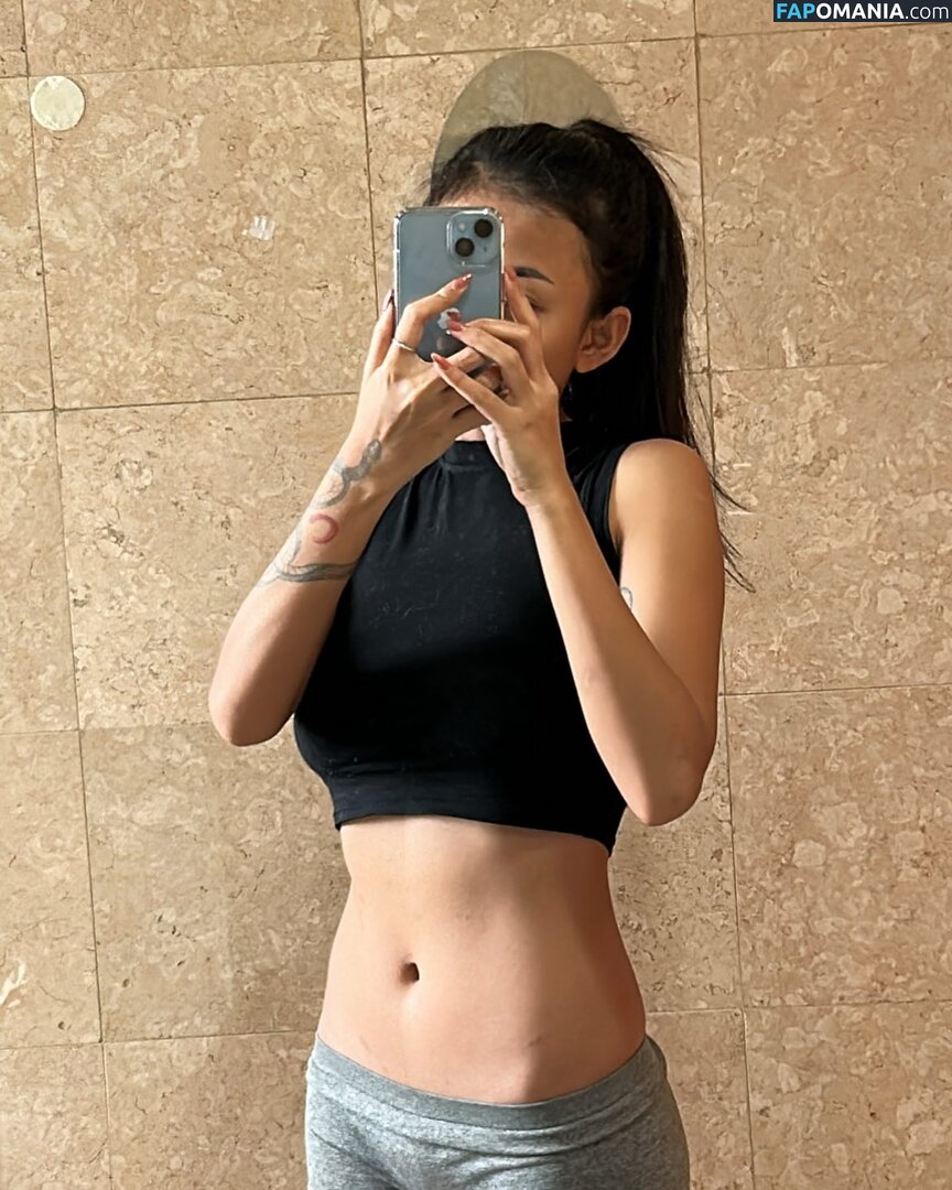 5leepyhead_ / Yeti Kurnia / https: / notp0cahonta5 Обнажённый OnlyFans  Утёкшее фото #1