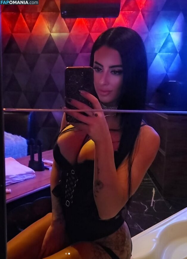_yourfavouriteflower / https: / yourfavouritelittlebrat Обнажённый OnlyFans  Утёкшее фото #1