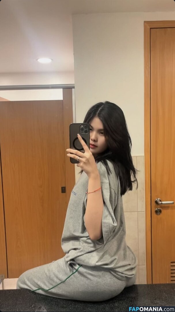 Yuri Gen / ilyrgennn / yengshdx_ Обнажённый OnlyFans  Утёкшее фото #3