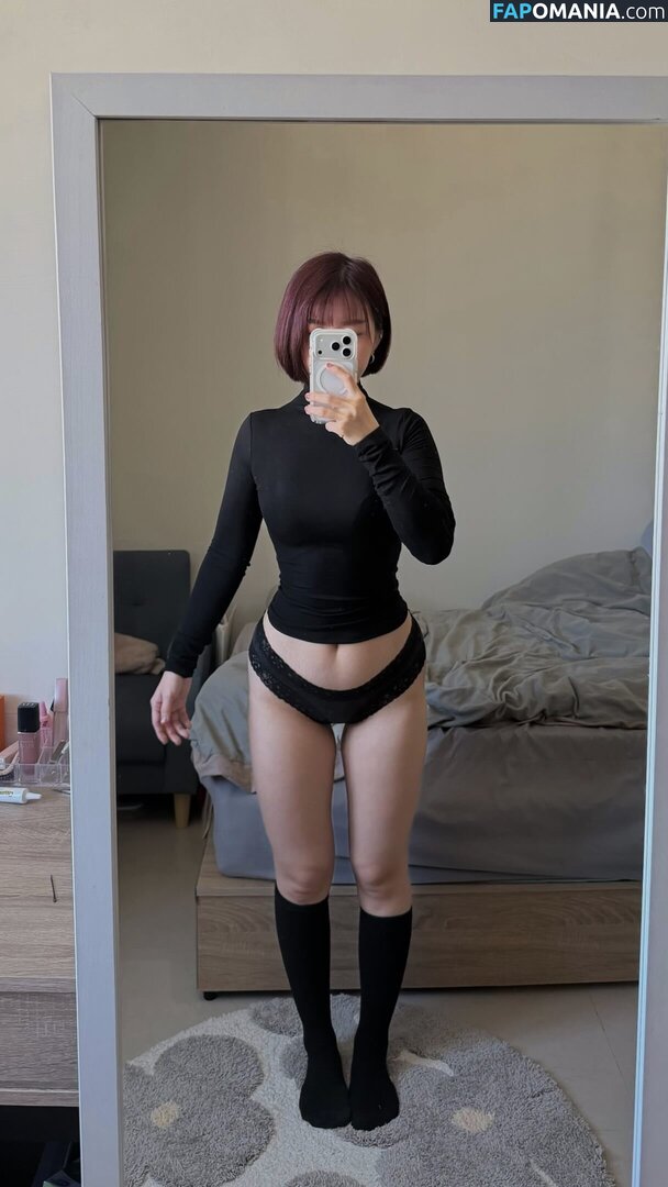 Yun / yyyun_0813 Обнажённый OnlyFans  Утёкшее фото #2