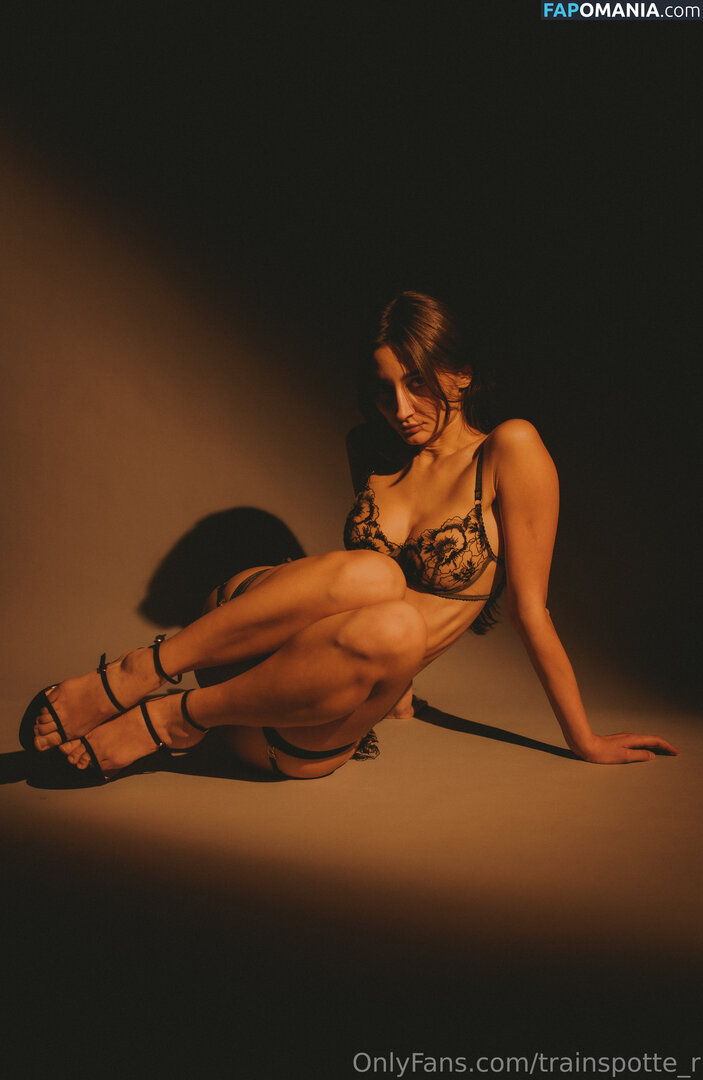 anastasiiazakharenko / zaharenkoanastasiia Обнажённый OnlyFans  Утёкшее фото #11