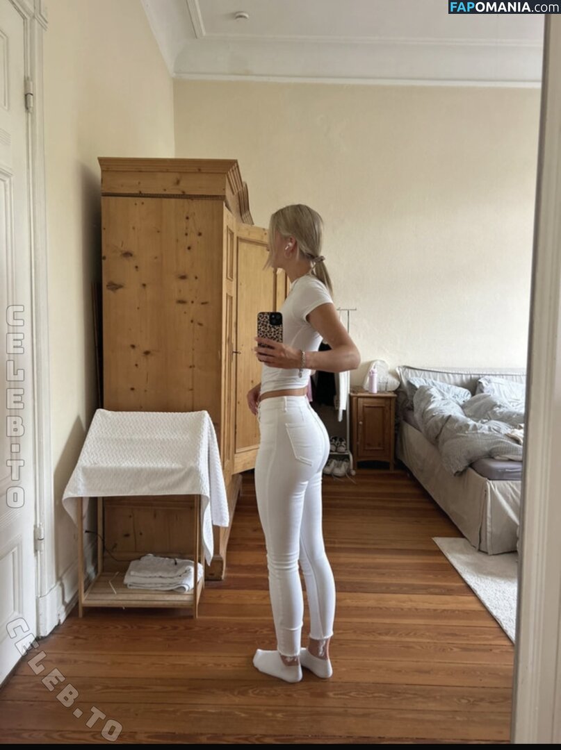 Zarah Ellen / zarah.ellen / zarah_eln Обнажённый OnlyFans  Утёкшее фото #4