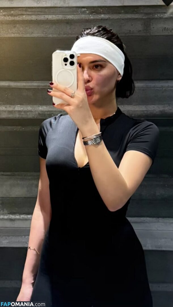  / @zarina_yuldashova_ / Yuldasheva / Yuldashova / Zarin / Zarina / Zarina Yuldasheva Обнажённый OnlyFans  Утёкшее фото #2