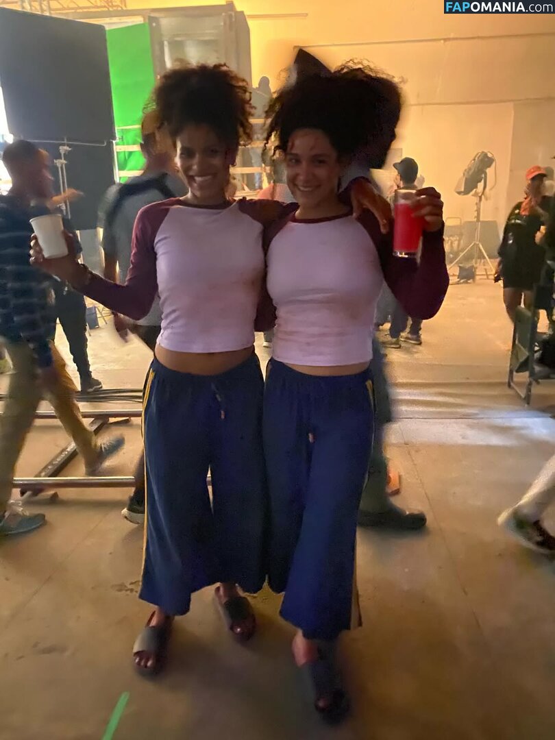 Zazie Beetz / zaziebeetz Обнажённый OnlyFans  Утёкшее фото #11