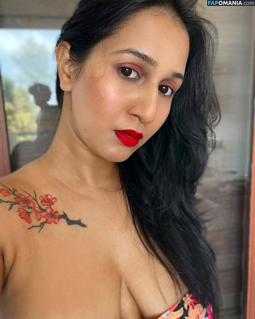 Sewwandi Pathirana / Zewwandi / _zewwandi_ Обнажённый OnlyFans  Утёкшее фото #2