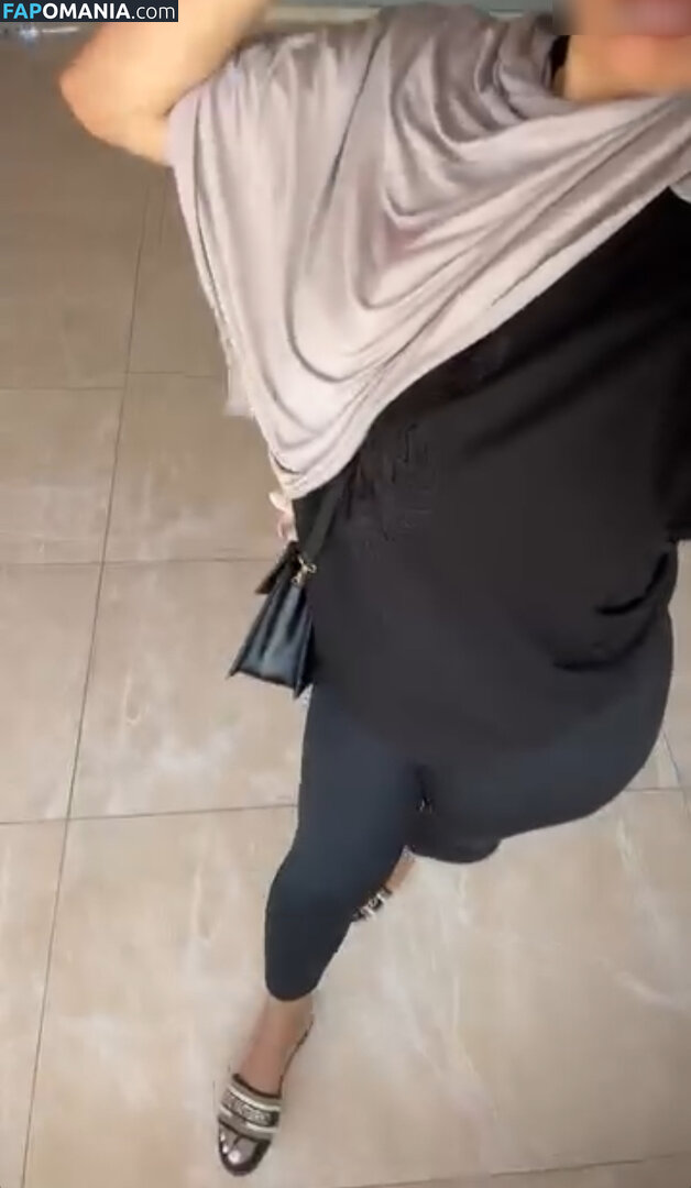 Zeynohijabi Обнажённый OnlyFans  Утёкшее фото #9
