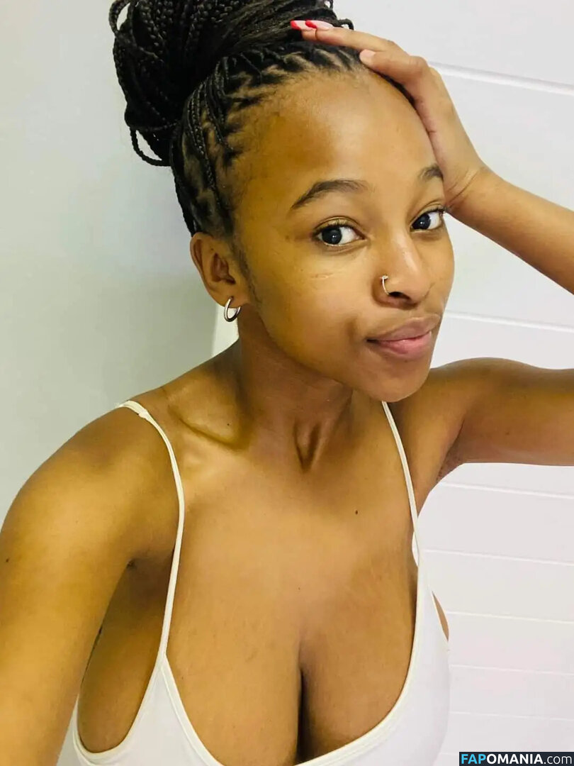 Zizipho Ondiswa / majokwenizizipho / zizipho_majokweni Обнажённый OnlyFans  Утёкшее фото #10