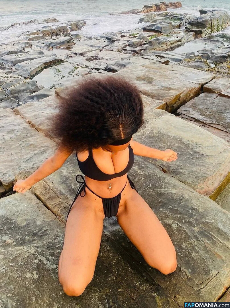 Zizipho Ondiswa / majokwenizizipho / zizipho_majokweni Обнажённый OnlyFans  Утёкшее фото #19