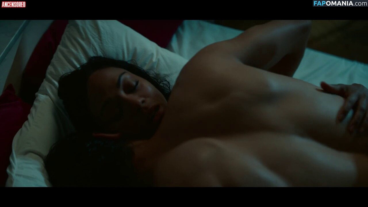 Zoë Saldana Обнажённый OnlyFans  Утёкшее фото #10