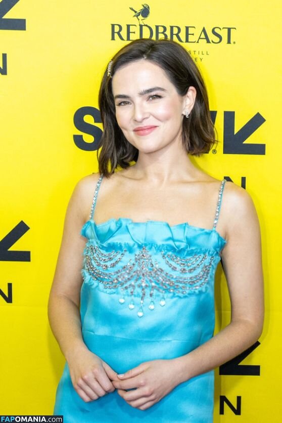 Zoey Deutch / zoeydeutch Обнажённый OnlyFans  Утёкшее фото #379