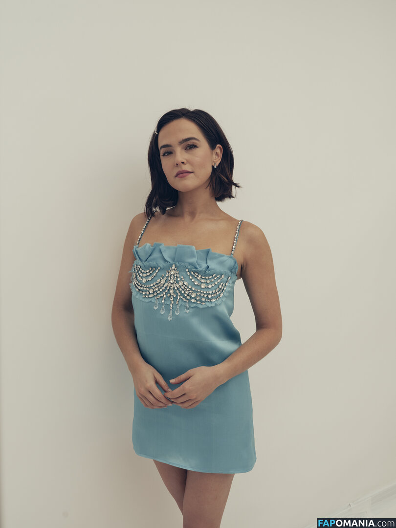 Zoey Deutch / zoeydeutch Обнажённый OnlyFans  Утёкшее фото #382